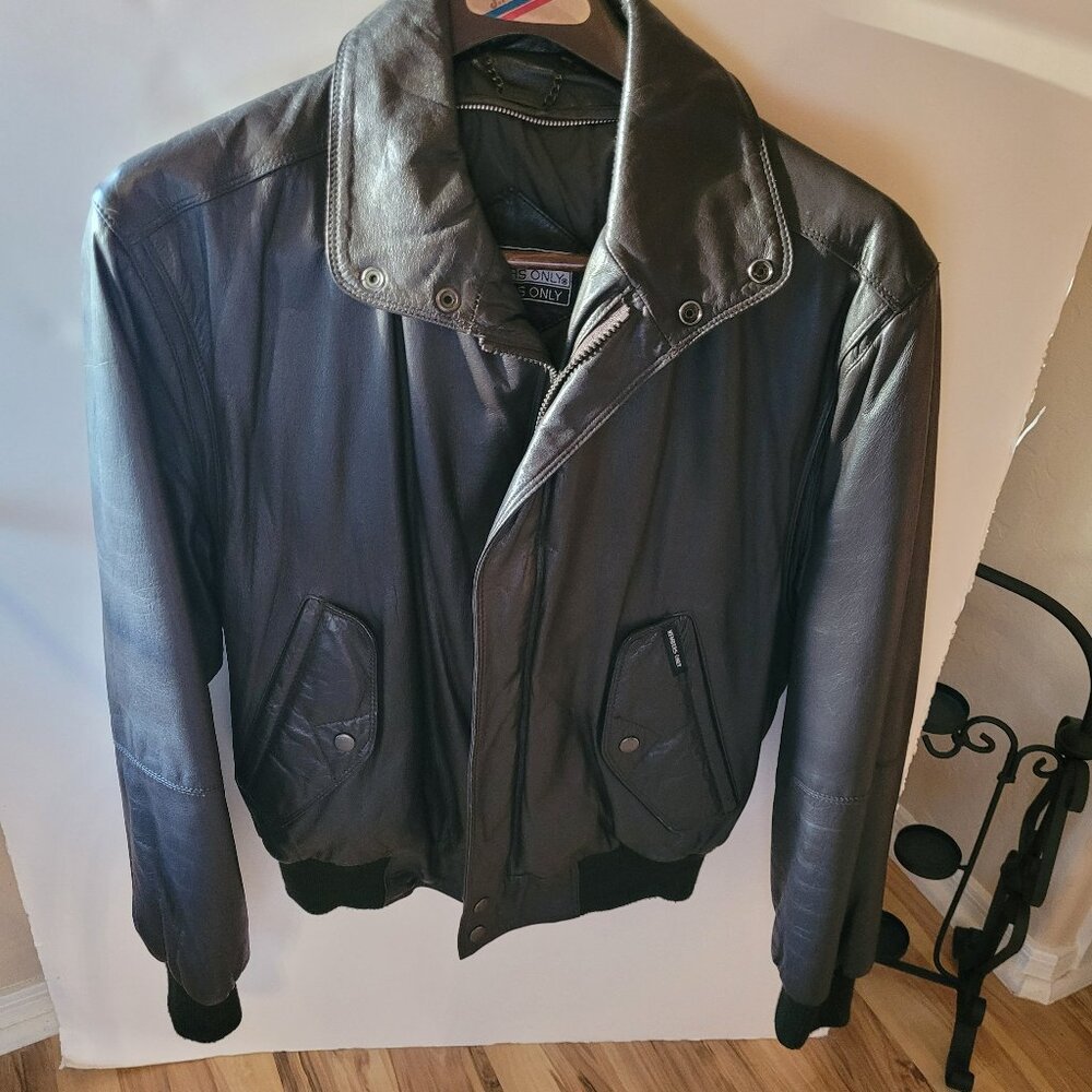 Vintage 1980s Members Only Leather Bomber Jacket